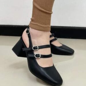 ZAPATO MARY JANE NEGRO CORREAS