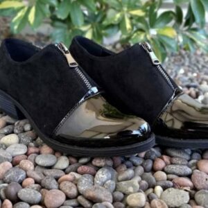 Zapato Mocasin negro cierre