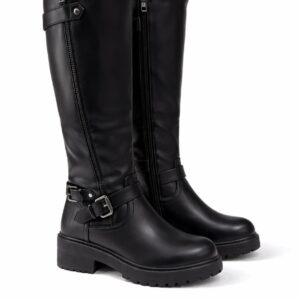 Bota larga negra eco cuero taco bajo